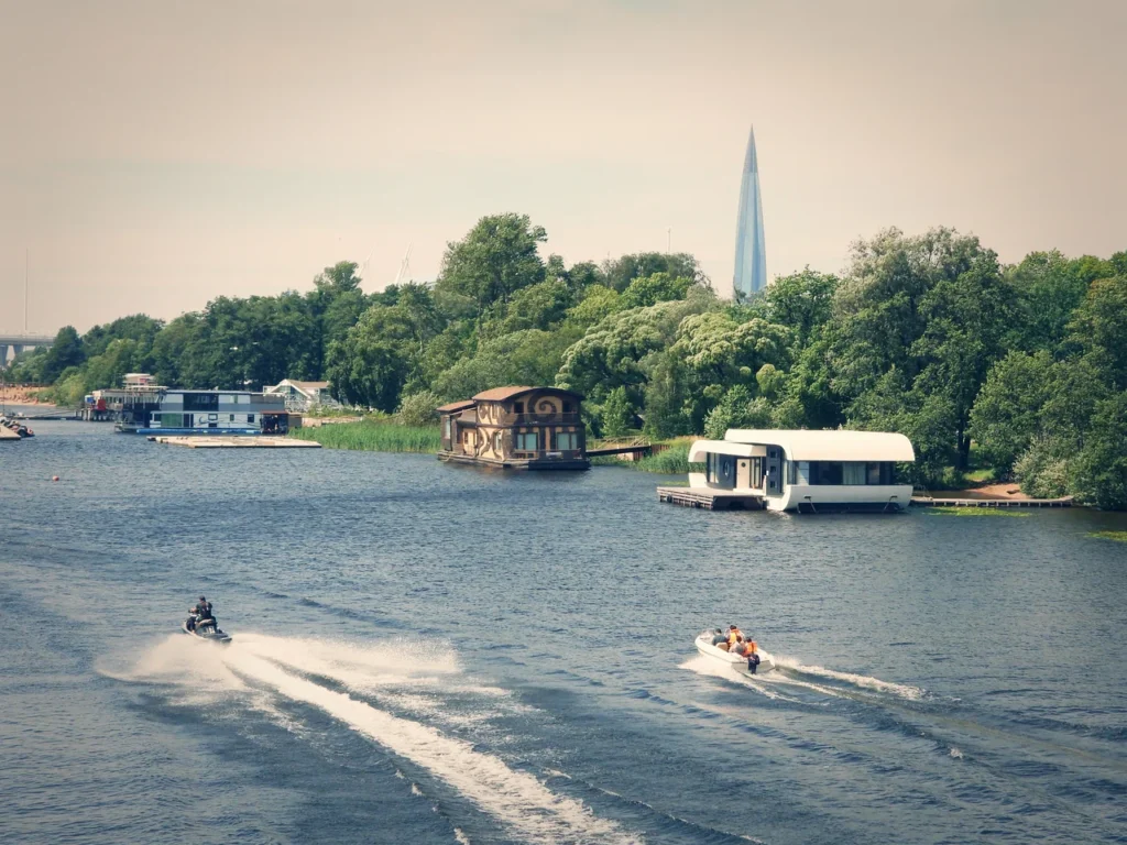 House Boat